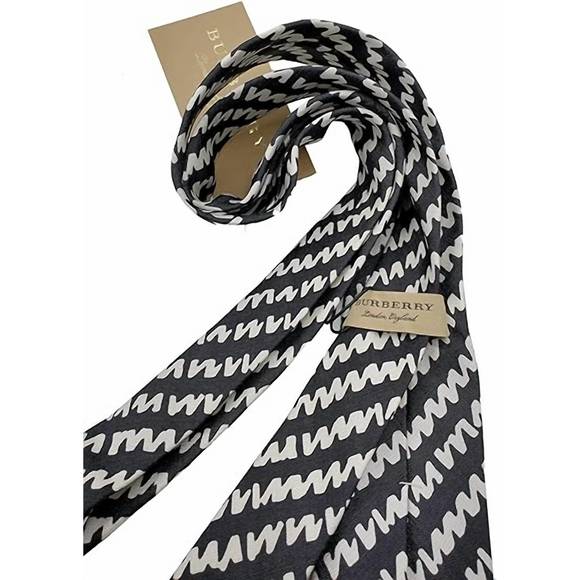 NEW BURBERRY men's stanfield geometric skinny necktie in black/white - Picture 2 of 2